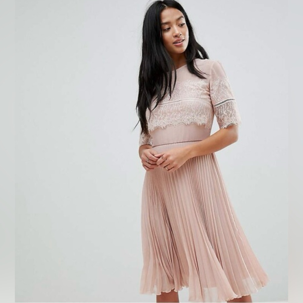 Elise Ryan dusty pink knee-length dress US 2 (fits like an xs), UK 6, Eur 34